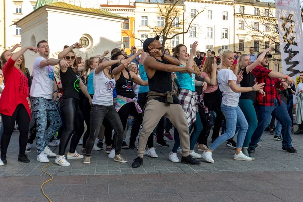 Krakkó Lengyelország Március 2019 International Flashmob Napja Rueda Casino Több — Stock Fotó