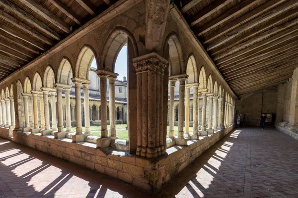 Saint Emilion Francja Września 2018 Średniowieczne Krużganki Francuskie Kościele Collegiale — Zdjęcie stockowe