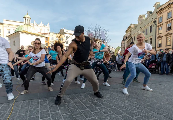Cracovia Polonia Marzo 2019 Día Internacional Flashmob Rueda Casino Varios — Foto de Stock