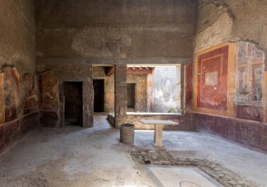 Pompei, İtalya - 15 Haziran 2017: Pompeii, Vezüv Yanardağı tarafından tahrip binaların iç. İtalya. 