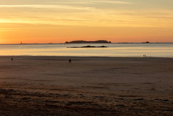 Schoonheid Zonsondergang Uitzicht Vanaf Het Strand Saint Malo Bretagne Frankrijk — Stockfoto