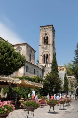 Ravello, İtalya - 16 Haziran 2017: Santa Maria Assunta Piazza del Duomo ve Katedrali Ravello, Campania, İtalya 