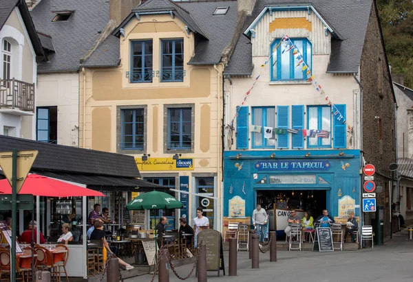 Cancale Frankrike September 2018 Barer Och Restauranger Huvudgatan Canacle Känd — Stockfoto