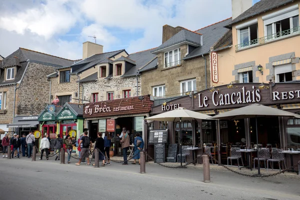 Cancale Fransa Eylül 2018 Canacle Daki Ana Sokakta Bulunan Barlar — Stok fotoğraf