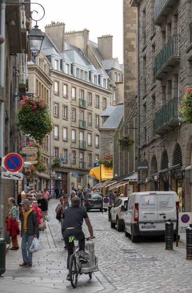 Saint Malo Frankrijk September 2018 Mensen Het Oude Centrum Van — Stockfoto