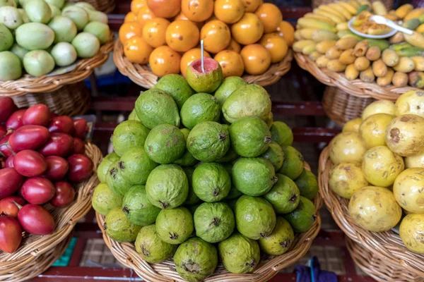 Verse Exotische Vruchten Mercado Dos Lavradores Funchal Madeira Portugal — Stockfoto