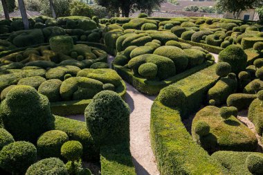 Dordogne, Fransa - 3 Eylül 2018: Jardins de Marqueyssac Fransa'nın Dordogne bölgedeki bahçelerde budama sanatı