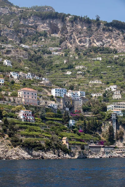 Ville Appartamenti Esclusivi Sulla Costa Rocciosa Amalfi Campania Italia — Foto Stock