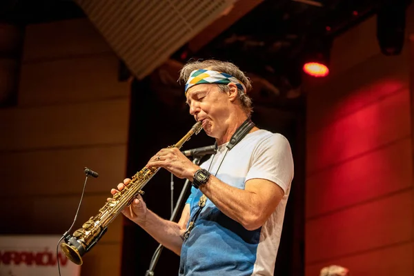 Cracow, Polonya - 9 Temmuz 2019: Bill Evans ve Spy Killers Krakow Yaz Caz Festivali'nde Manggha Japon Sanat ve Teknoloji Müzesi'nde sahnede. Polonya