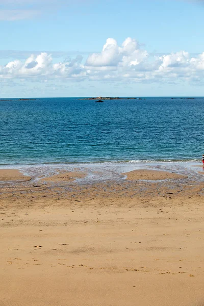 Vacker Sandstrand Smaragdkusten Mellan Saint Malo Och Cancale Bretagne Frankrike — Stockfoto