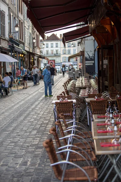 Troyes Frankreich August 2018 Touristen Erkunden Die Straßen Der Mittelalterlichen — Stockfoto