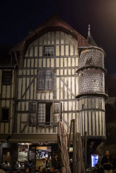 Troyes Francia Agosto 2018 Vistas Del Casco Antiguo Por Noche —  Fotos de Stock