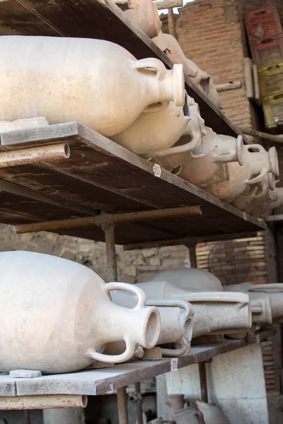 Vessels Pots Variety Artifacts Surviving Eruption Vesuvius Pompeii Have Been — Stock Photo, Image