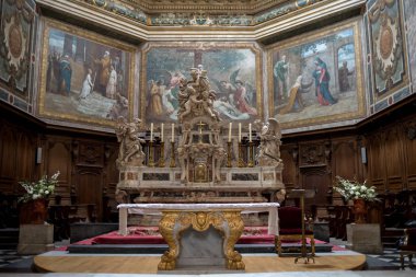 Bordeaux, Fransa-Eylül 9, 2018: Eglise Notre Dame, Bordeaux, Gironde departmanı, Fransa Iç