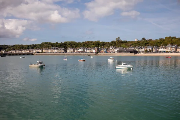 Cancale Franciaország 2018 Szeptember Cancale Halászkikötő Híres Osztrigagyártó Város Mont — Stock Fotó