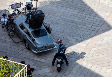 Matera, İtalya - 15 Eylül 2019: Bond 25, Aston Martin DB5 Sassi, Matera, İtalya 'da 