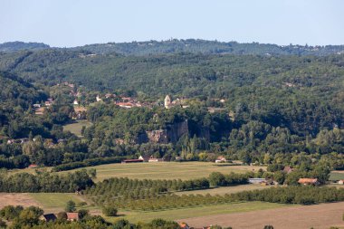 Eski Domme, Dordogne, Fransa 'nın duvarlarından Dordogne Vadisi manzarası