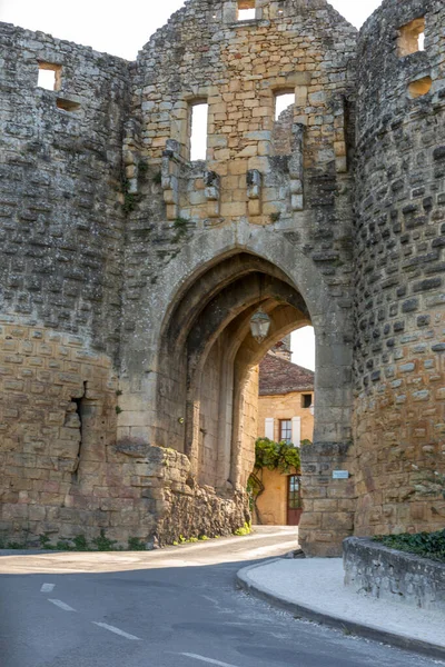 Porte Des Tours Puerta Medieval Ciudad Domme Dordoña Aquitania Francia — Foto de Stock