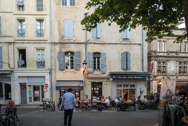Arles Franciaország 2017 Június Ember Egy Kávézóban Place Fórum Arles — Stock Fotó