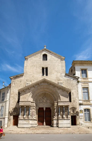 Arles Frankrike Juni 2017 Västfasaden Katedralen Saint Trophime Arles Frankrike — Stockfoto