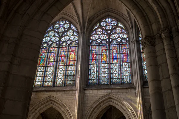 Troyes Frankrike Augusti 2018 Färgstarka Glasmålningar Basilique Saint Urbain 1200 — Stockfoto