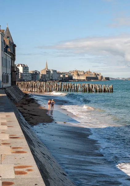 Malo Franciaország 2018 Szeptember Kilátás Saint Malo Tengerpartjára Óvárosára Brittany — Stock Fotó