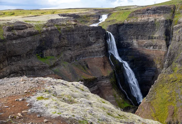 Pohled Krajinu Vodopádu Haifoss Islandu — Stock fotografie