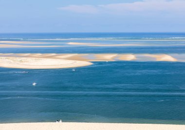 Avrupa 'nın en uzun kum tepeciği olan Pilat Kumulundan bir görüntü. La Teste-de-Buch, Arcachon Körfezi, Aquitaine, Fransa 