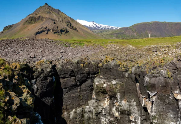 Falésias Entre Arnarstapi Hellnar Snaefellsnes Oeste Islândia — Fotografia de Stock