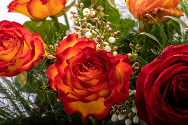 Beautiful Bouquet Colorful Roses — Stock Photo, Image