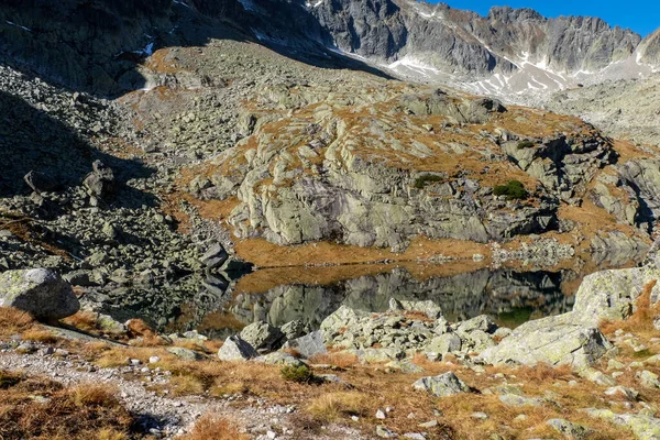 Meer Bergen Vijver Valley Five Spis Meren Omgeven Door Rotsachtige — Stockfoto