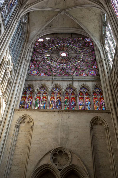 Troyes Frankrike Augusti 2018 Färgglada Färgade Glasfönster Troyes Cathedral Tillägnad — Stockfoto