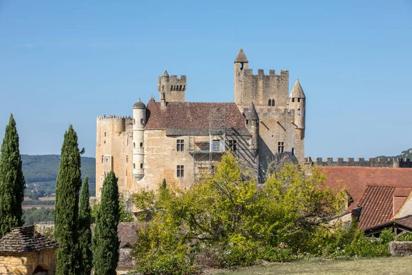 Castelo Beynac Medieval Ergue Sobre Penhasco Calcário Acima Rio Dordonha — Fotografia de Stock