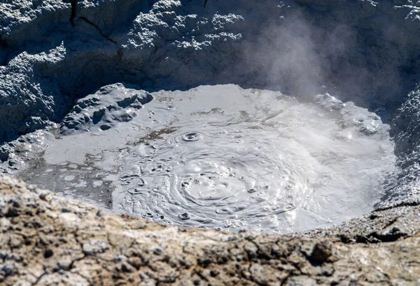 Zlanda Nın Myvatn Gölü Yakınlarındaki Hver Jeotermal Bölgesi — Stok fotoğraf