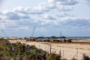 Vistula Spit, Polonya - 11 Eylül 2010: Polonya 'da resmi adı Nowy Swiat kanalı olan Vistula Spit kanalının yapımı