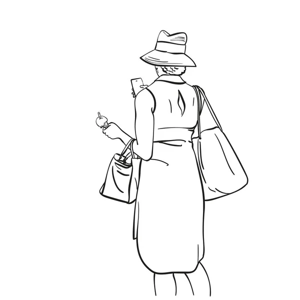 手持智能手机 冰淇淋 头戴帽子 身穿时尚服装的购物袋 背景色 手绘线形插图的女性画像 — 图库矢量图片