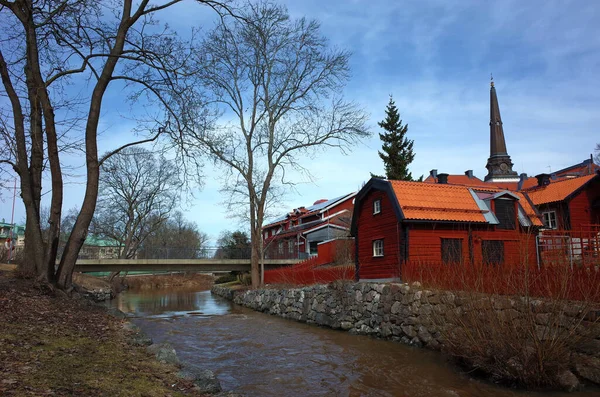 Vasteras Suecia Abril 2018 Árboles Principios Primavera Orilla Del Río — Foto de Stock