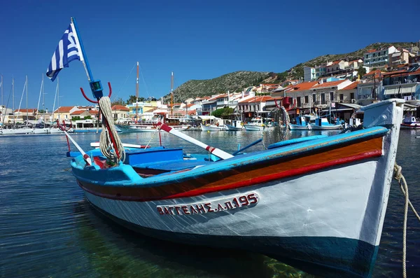 Πυθαγόρειο Σάμος Ελλάδα Μαΐου 2018 Παραδοσιακό Ελληνικό Αλιευτικό Σκάφος Εθνική — Φωτογραφία Αρχείου