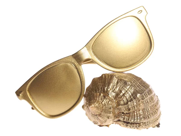 Golden Sea Shell Golden Sunglasses Concept Luxury Leisure — Stock Photo, Image