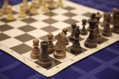 Satranç piyon satranç tahtası üzerinde.