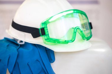 Standart inşaat güvenlik ekipmanları