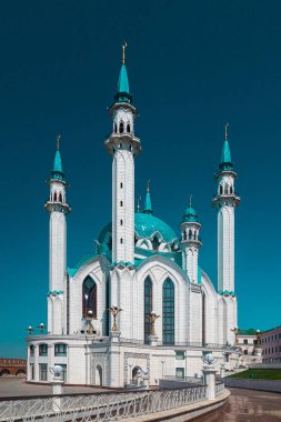 Kul Sharif 'in ilginç görünümü