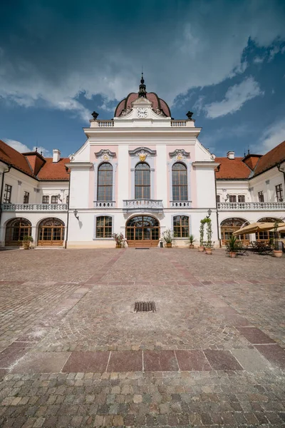 Королівський Замок Грассалькович Годольйо Угорщина — стокове фото