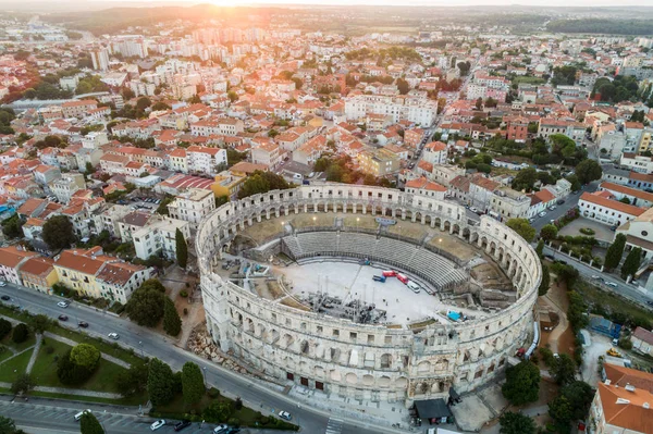 Flygfoto Roman Colosseum Pula Kroatien Vid Soluppgången — Stockfoto