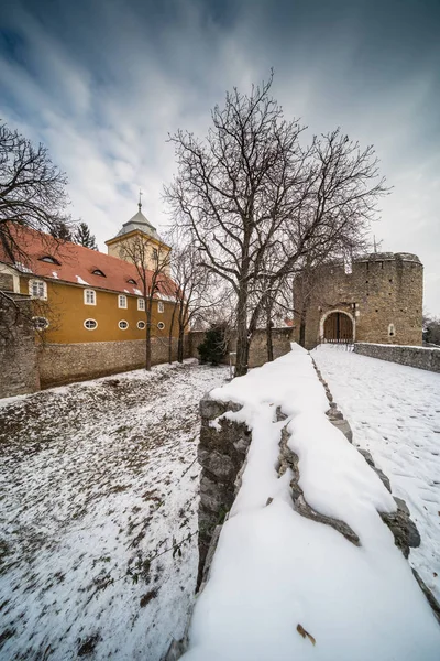 匈牙利佩奇冬季的巴巴坎堡垒 — 图库照片