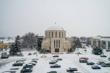 Mohacs ana dörtköşe kar ile Churc