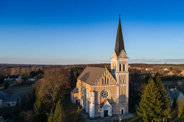 インケの教会の空中写真 — ストック写真