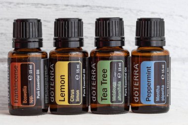 Pecs / Hungray - Aug 05 2020 - Günlük kullanım için Doterra Esnecessary Oils 'in resimsel editoryal görüntüsü