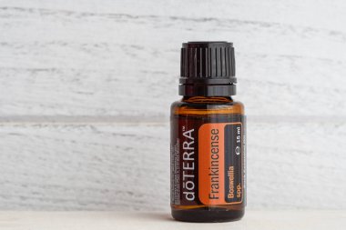 Pecs / Hungray - Aug 05 2020 - Günlük kullanım için Doterra Esnecessary Oils 'in resimsel editoryal görüntüsü