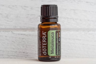 Pecs / Hungray - Aug 05 2020 - Günlük kullanım için Doterra Esnecessary Oils 'in resimsel editoryal görüntüsü
